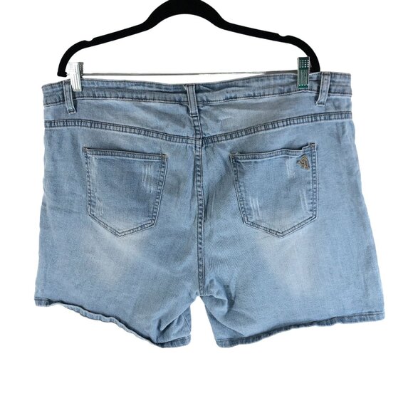 VIP Jeans Light Blue Distressed Denim Shorts Size 18 - Picture 2 of 3